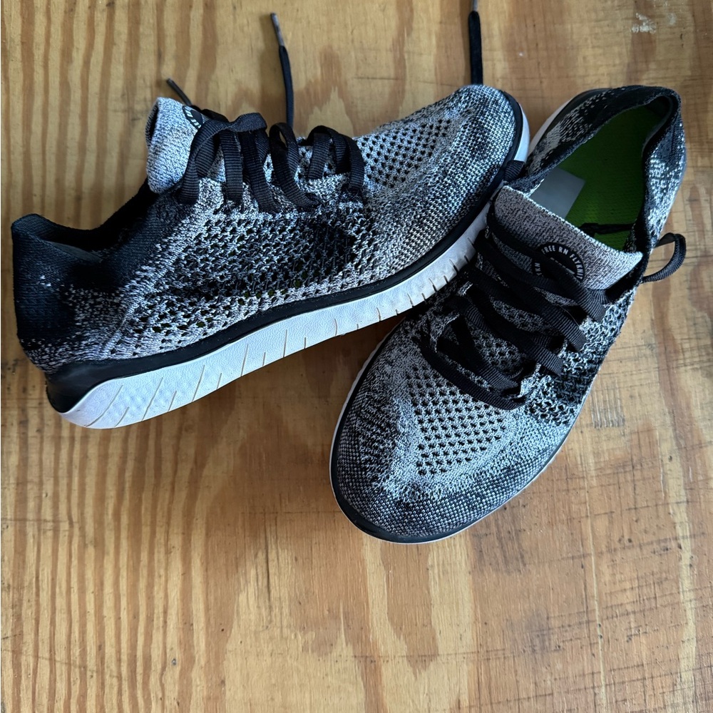 Nike free run SZ 6.5